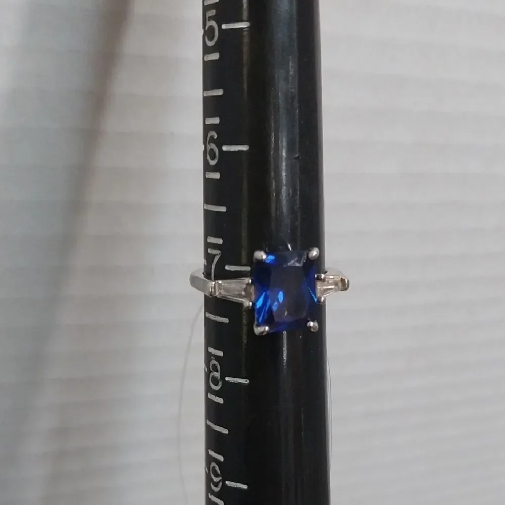 Unlisted Silver Ring with Blue Gemstone